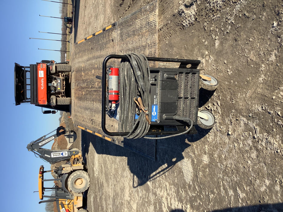 2019 Miller Electric BOBCAT 250 Standard w/Running Gear, Bracket, Hose