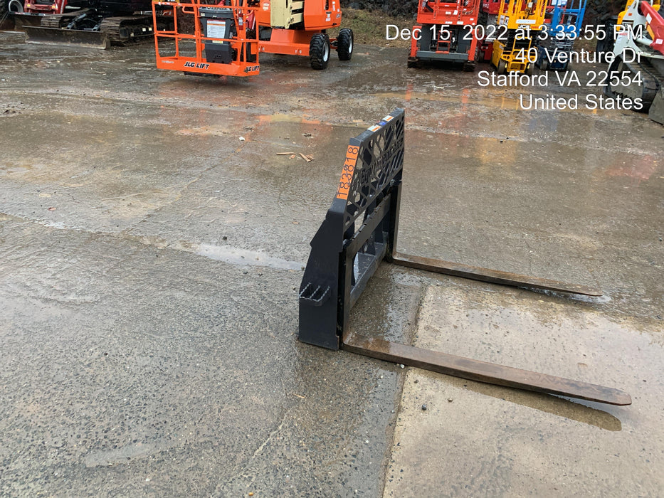 2021 PALADIN 48" Pallet Forks - Paladin