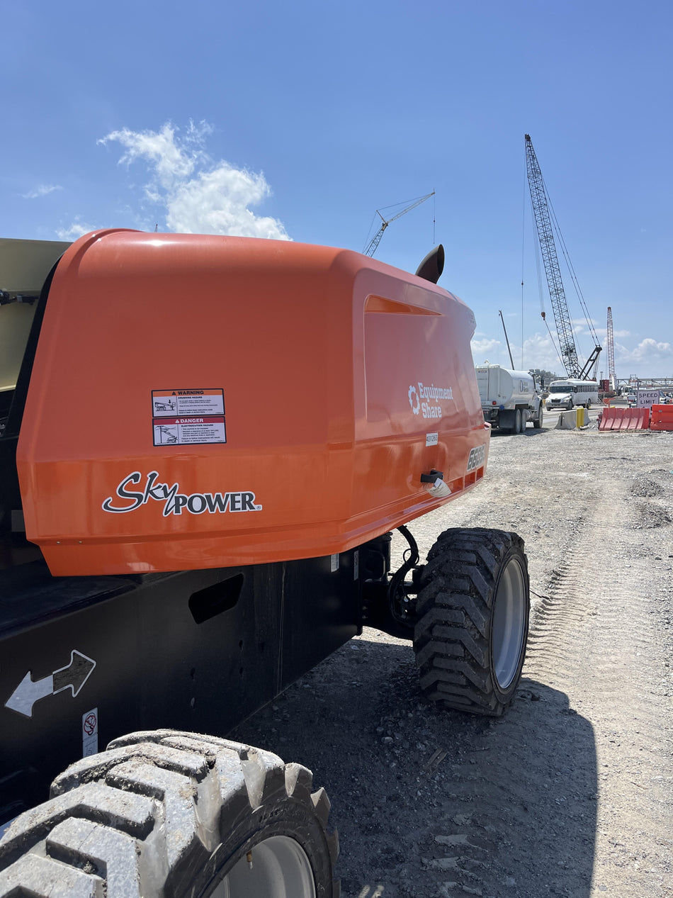 2024 JLG 660SJ