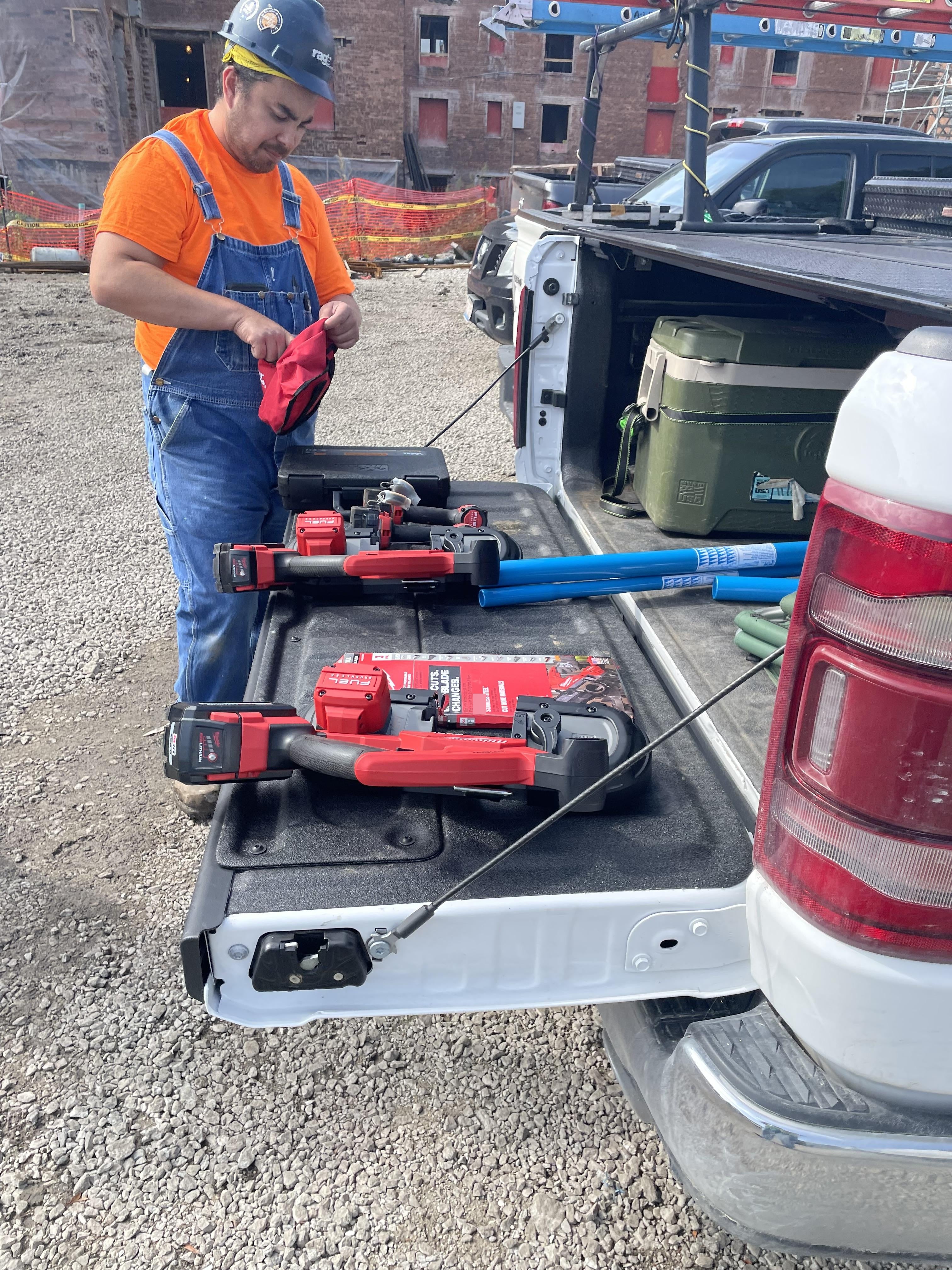2023 MILWAUKEE 2829-20