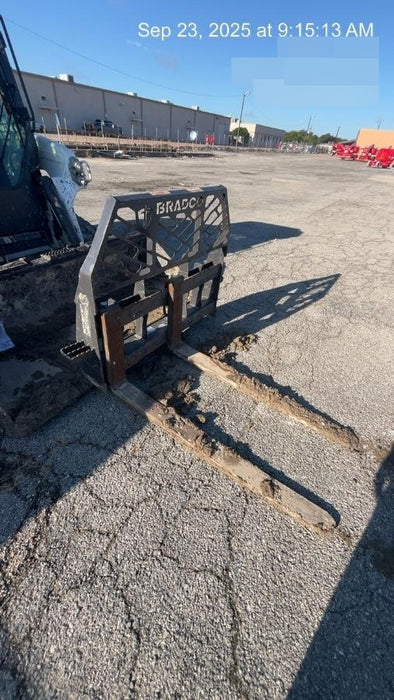 2022 PALADIN 48" Pallet Forks - Paladin