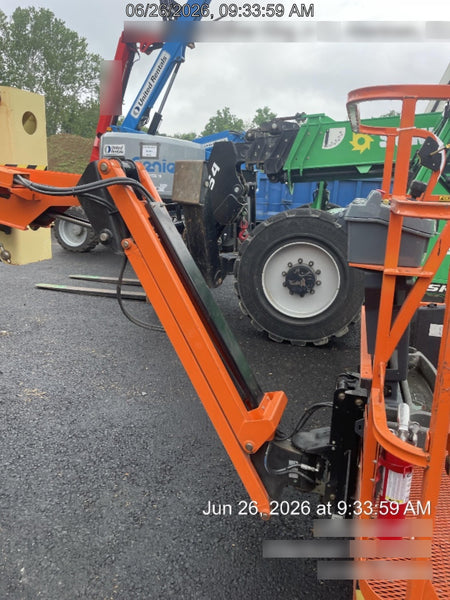 2021 JLG E450AJ