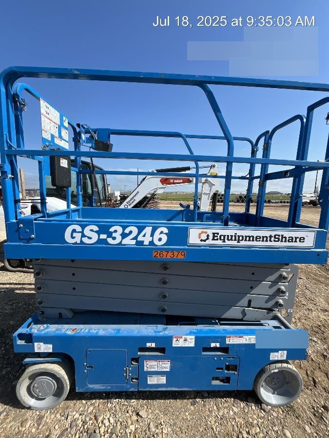2022 GENIE GS-3246