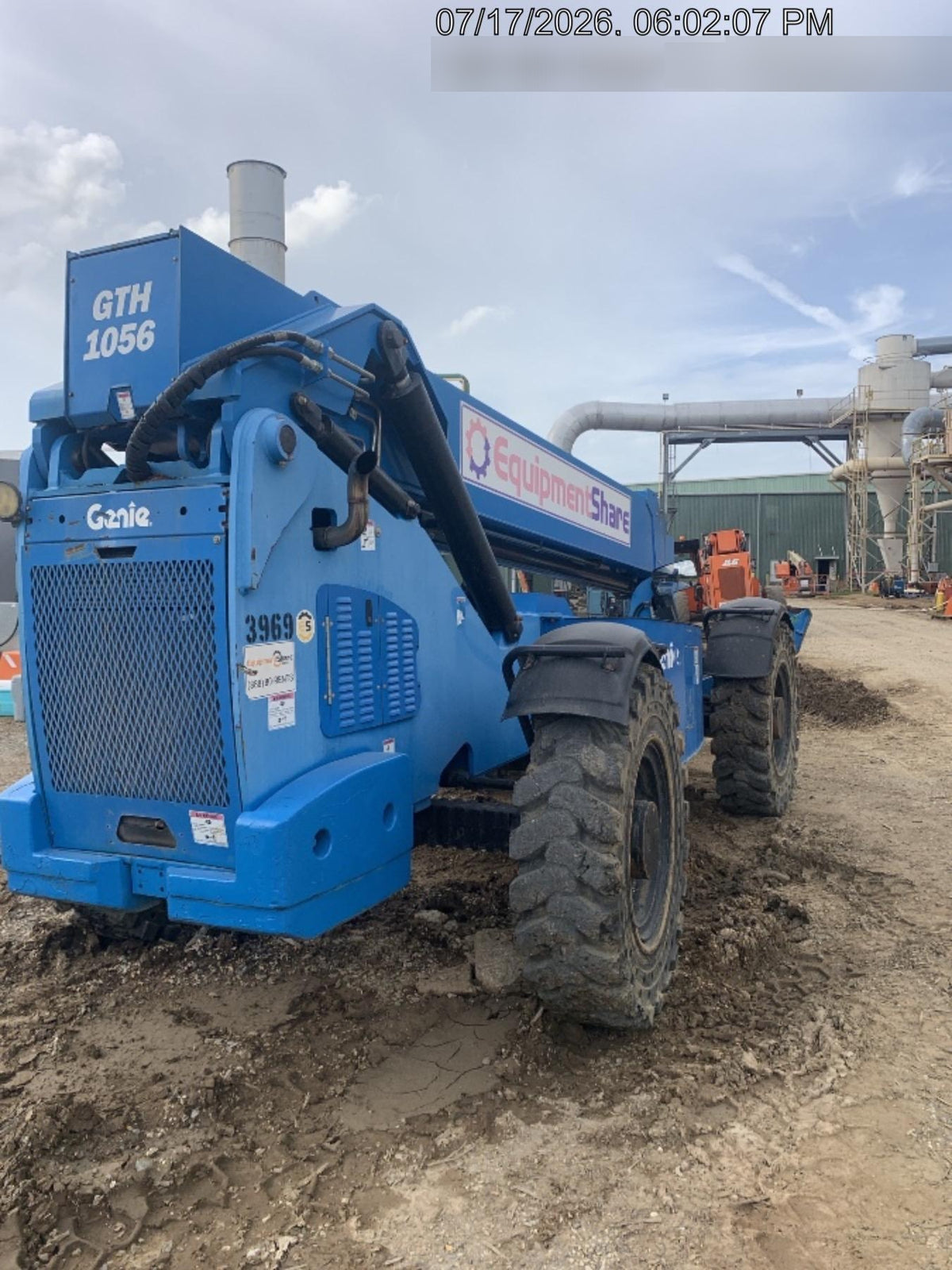 2017 GENIE GTH-1056