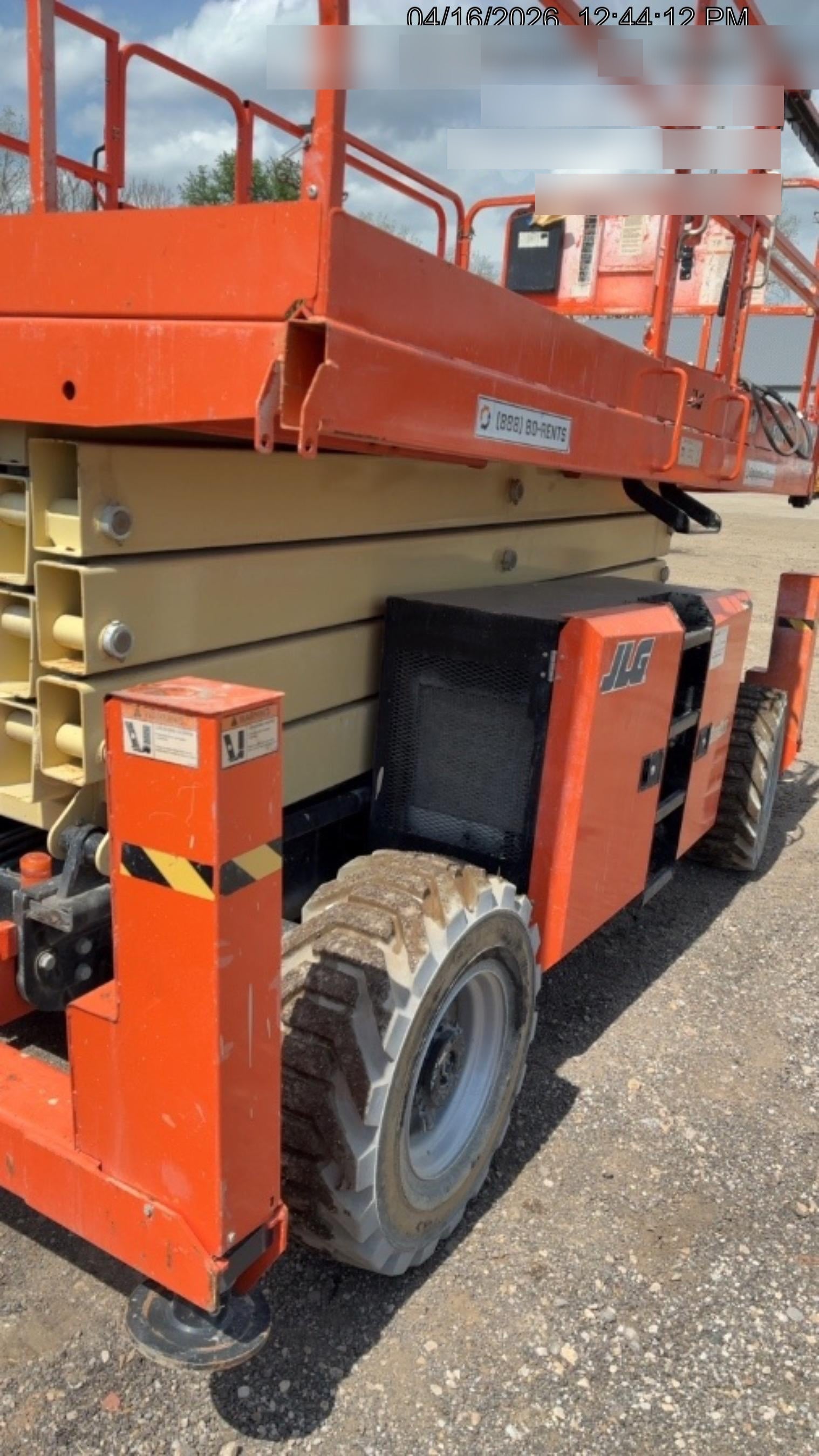 2019 JLG 430LRT