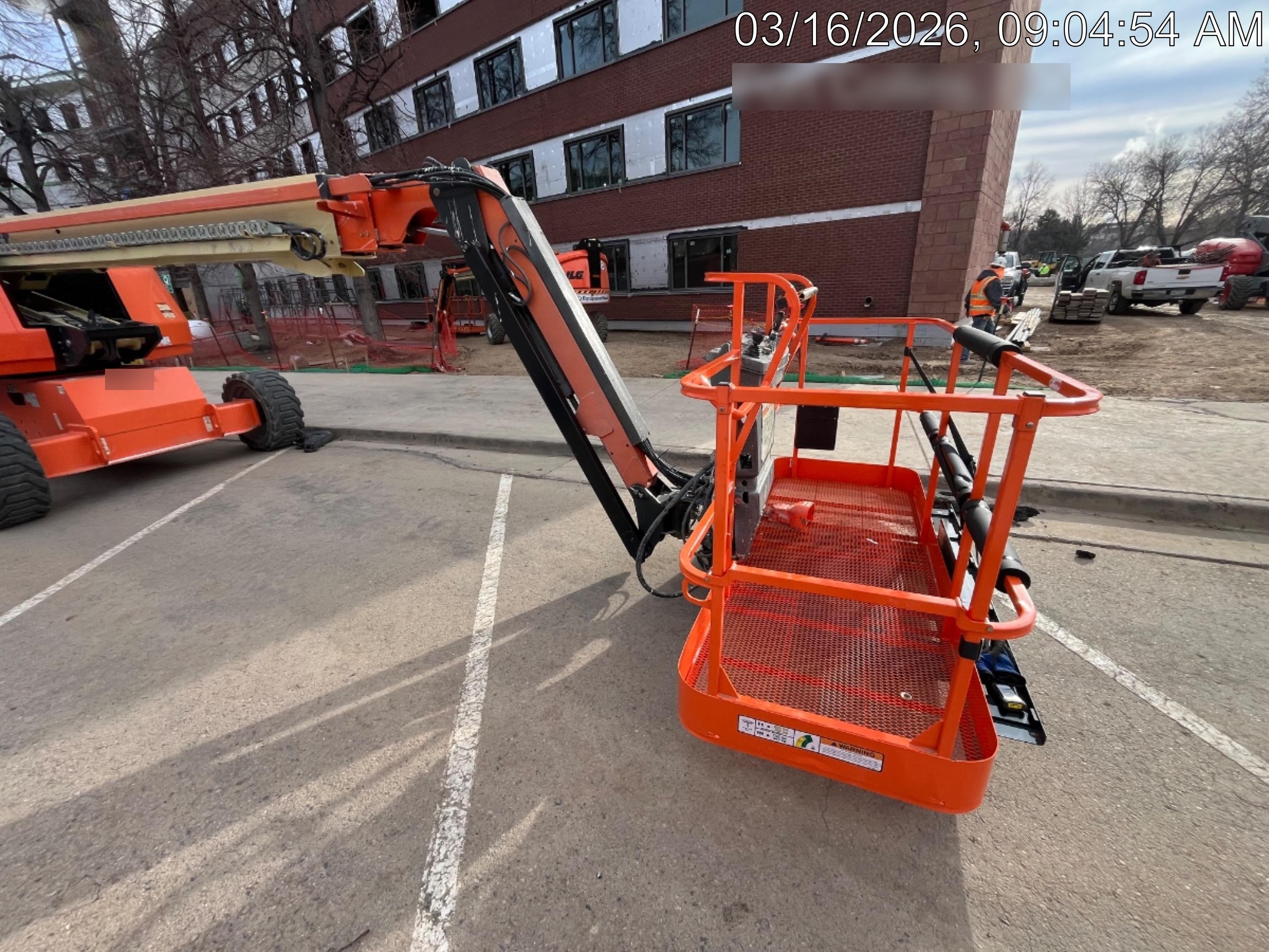 2018 JLG 660SJ