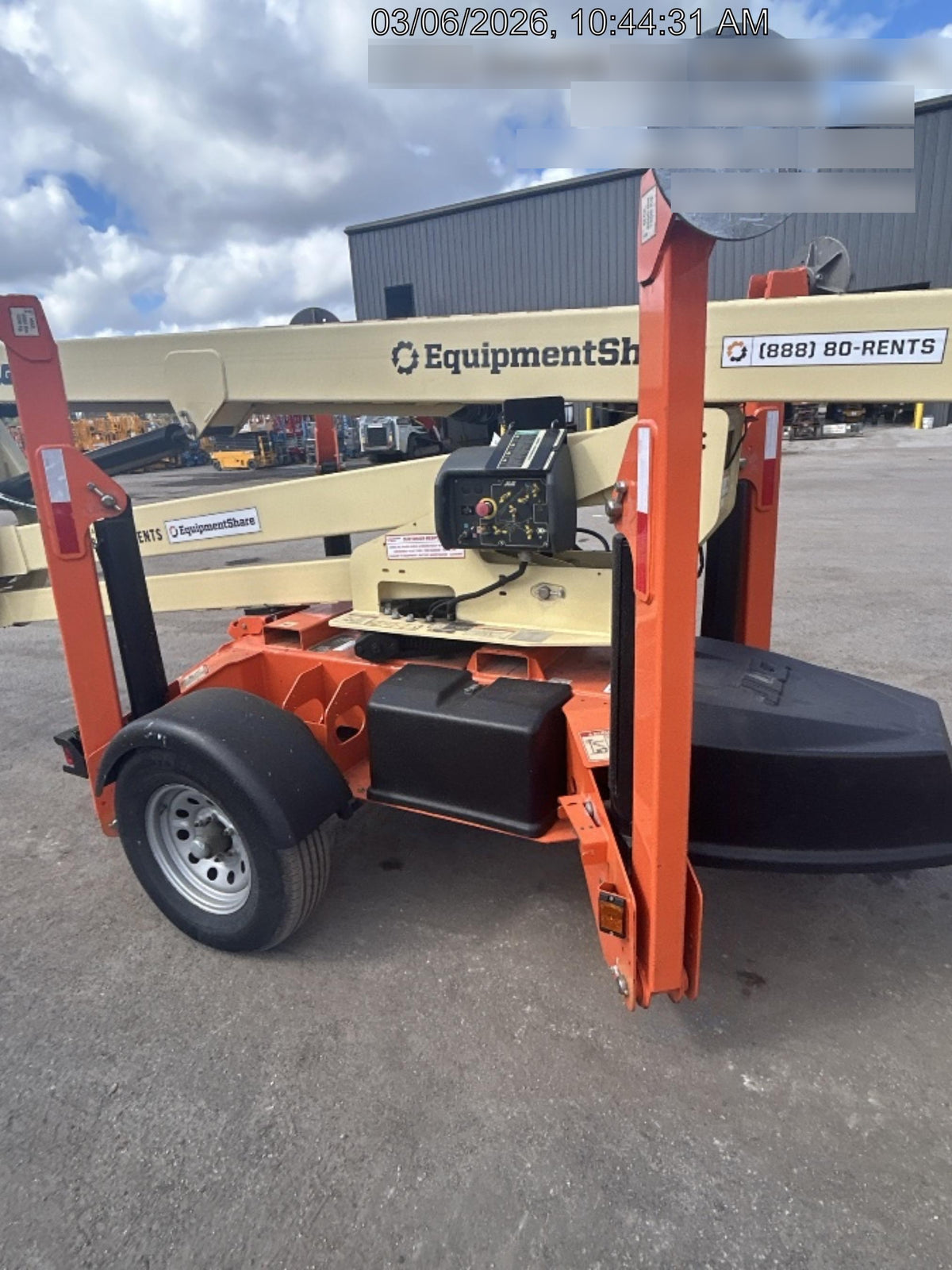 2023 JLG T500J