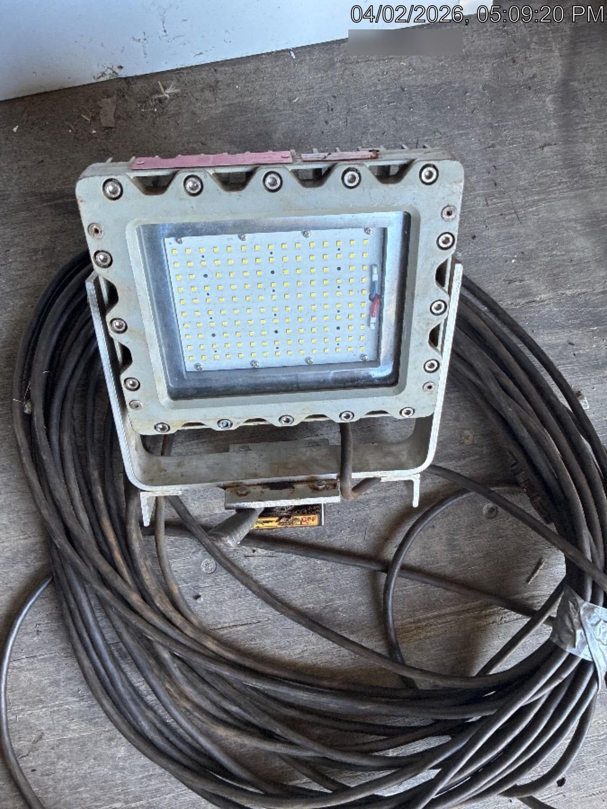2024 WORKSITE LIGHTING RREXM-60W-M-M