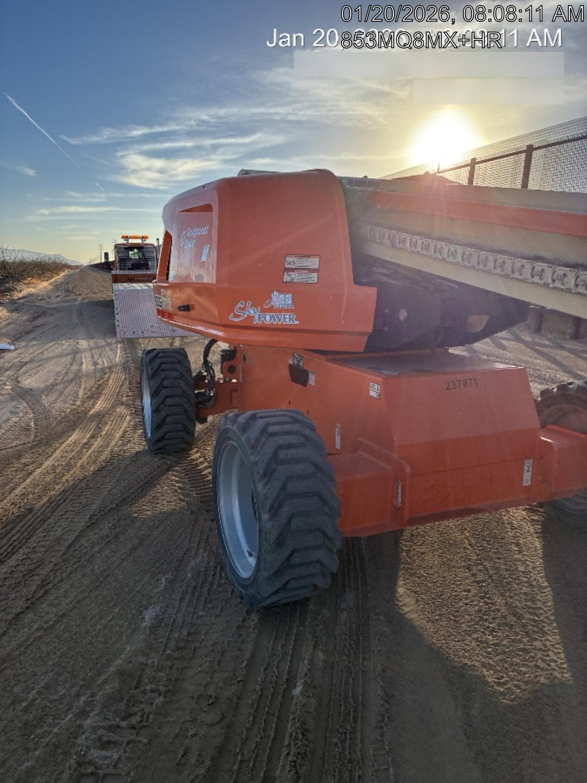 2022 JLG 600S