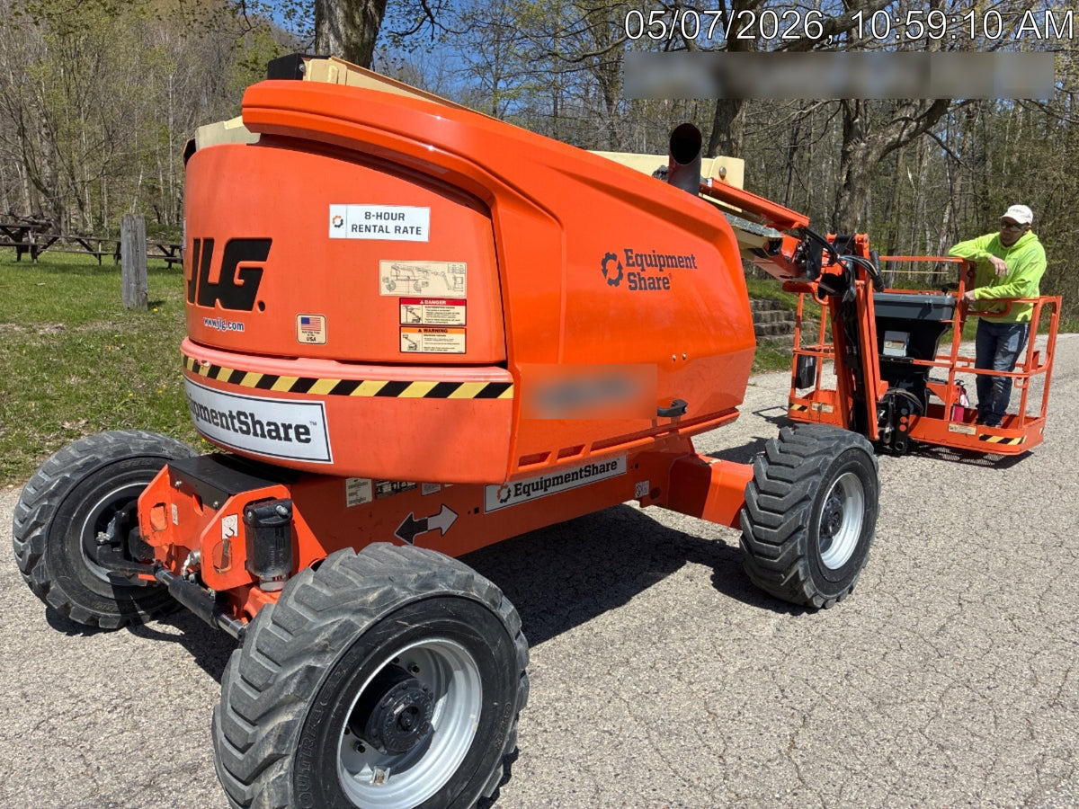 2021 JLG 450AJ