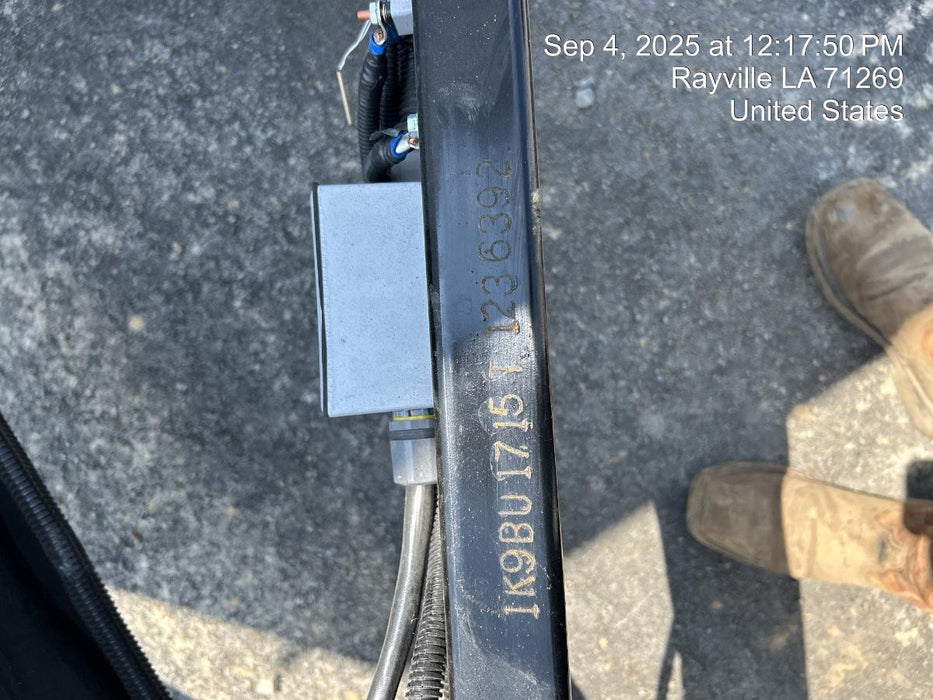 2025 PORTABLE RESTROOM TRAILER RRAV258741