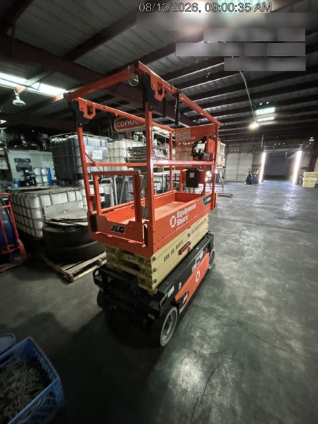 2025 JLG ES1932