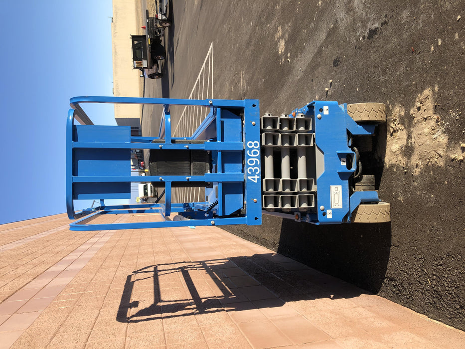 2019 Genie GS-1930 Fixed rails with chain Entry