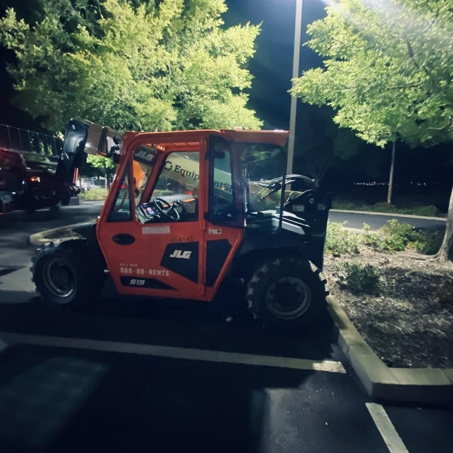 2025 JLG 519