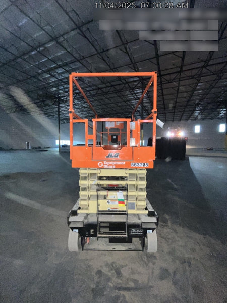 2025 JLG ES3246
