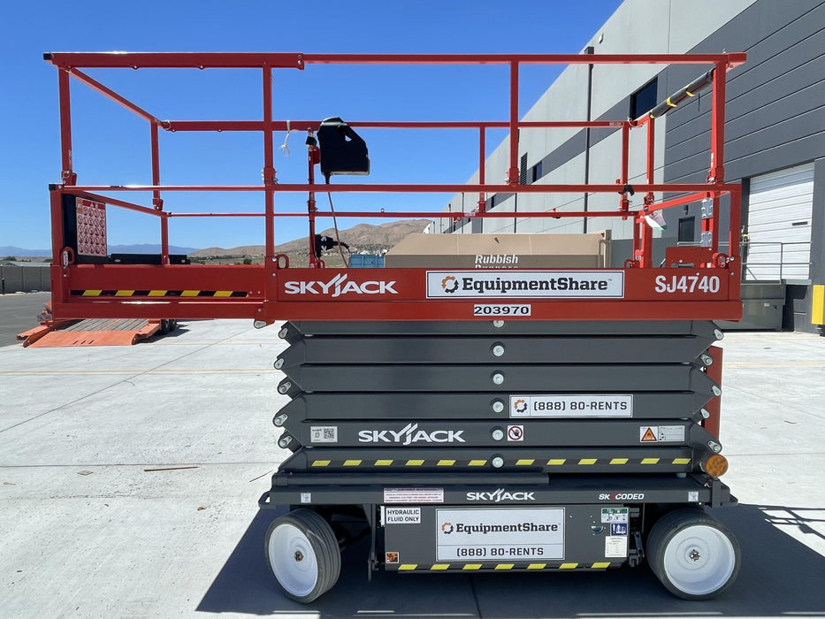2022 SKYJACK SJ4740