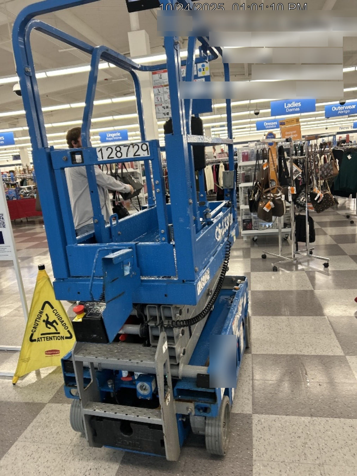 2021 GENIE GS-1330m