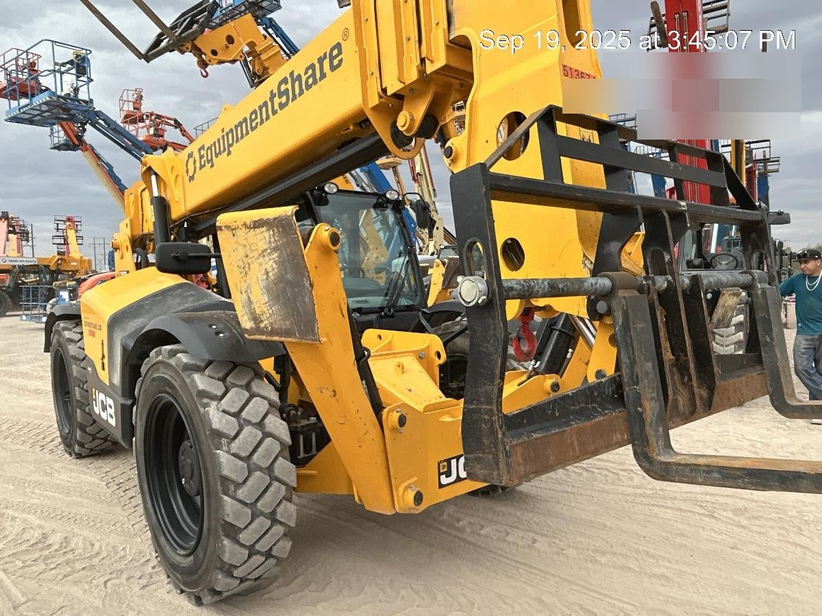 2025 JCB 512-56