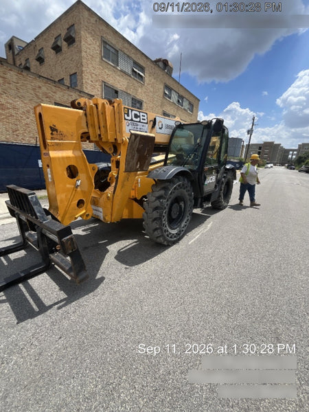 2020 JCB 510-56 Cab/Heat/Air, 74 HP, Solid Tires, STD Worklight, Beacon, Aux Hydraulics, Lifting Eye, Back up Alarm w/66" Carriage/60" Forks
