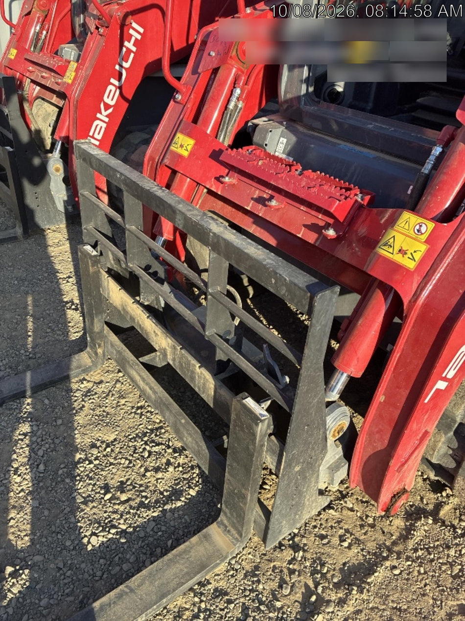2026 ARROW MATERIAL HANDLING 72" Pallet Forks - Arrow
