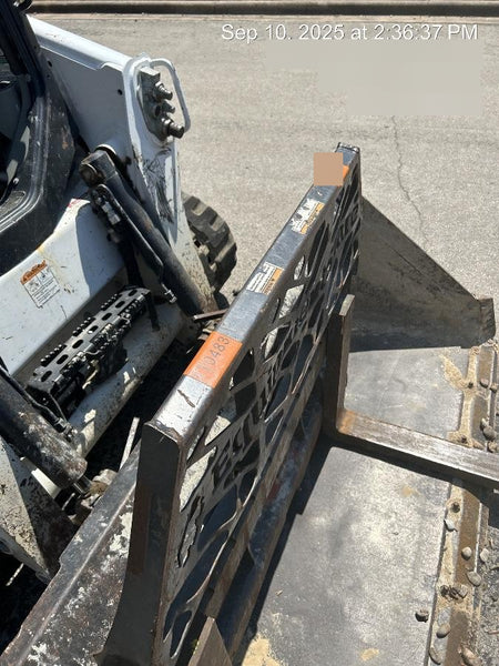 2020 EMKAY 48" Pallet Forks - Emkay