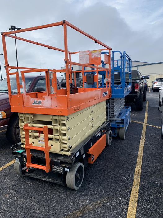 2021 JLG R3246