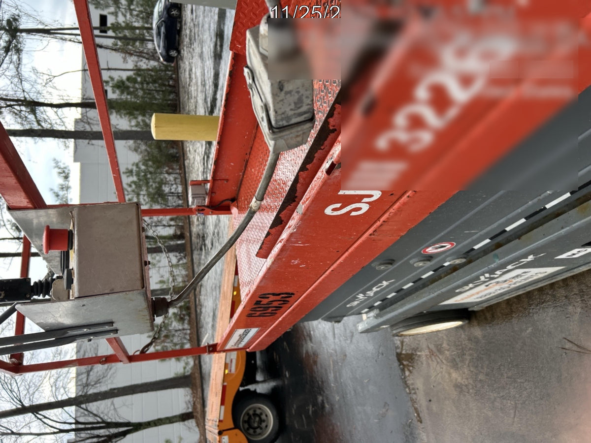2018 Skyjack SJIII-3226 Skyjack SJIII3226 Scissor Lift w/Trojan Batteries