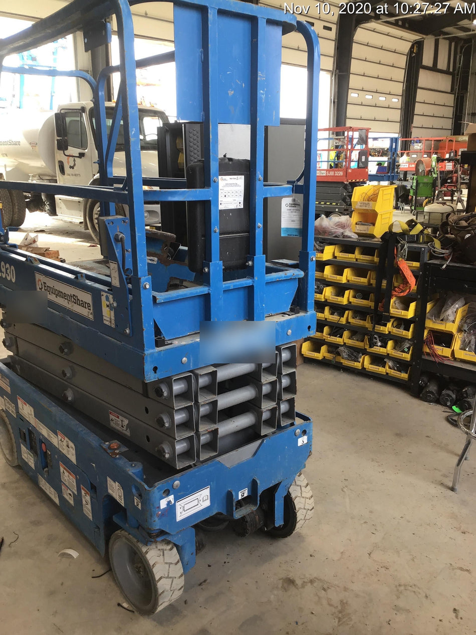 2019 Genie GS-1930 Fixed rails with chain Entry
