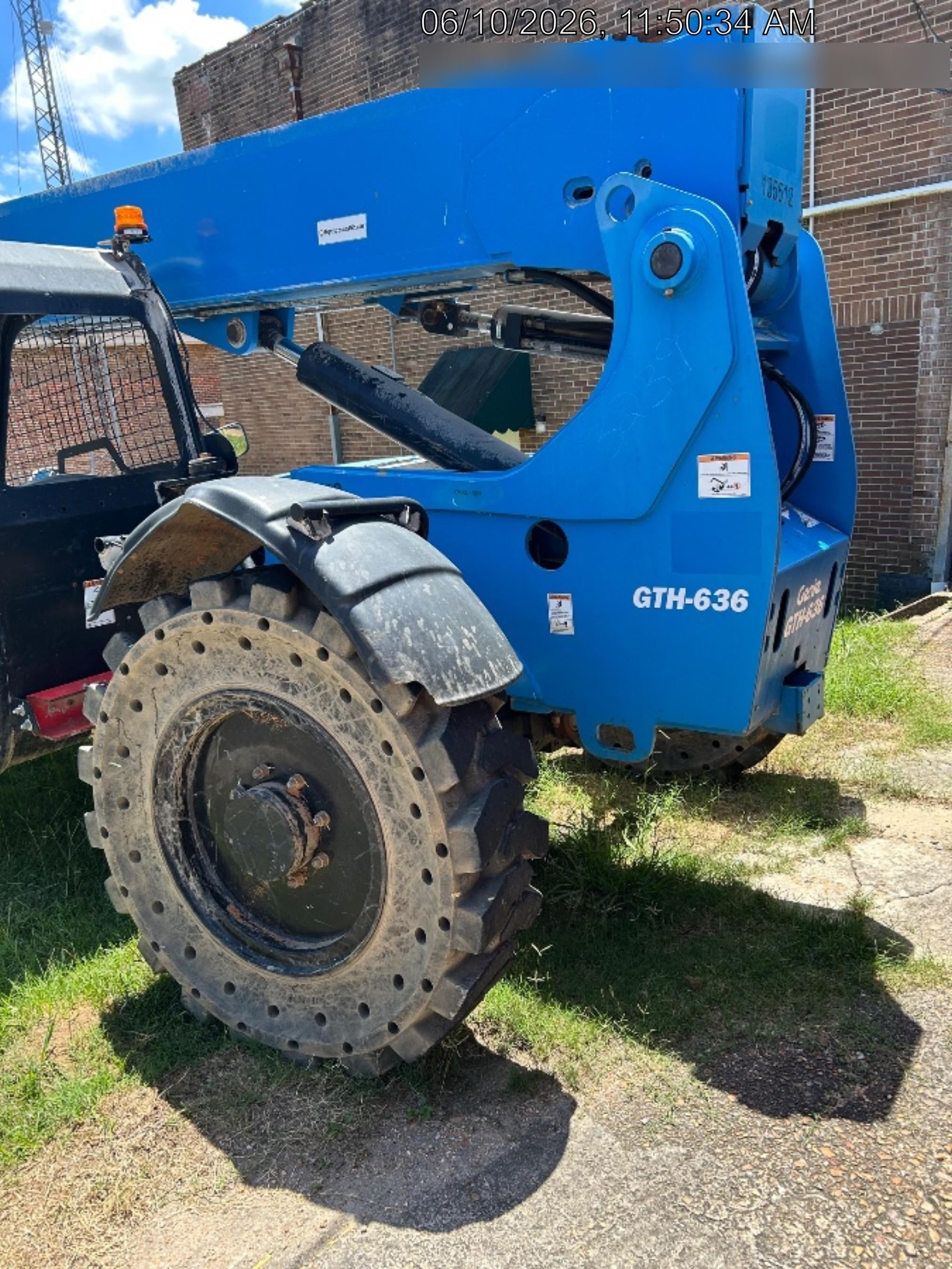 2021 GENIE GTH-636