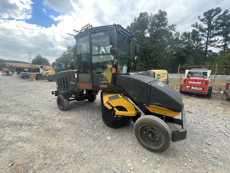 2023 LAYMOR SM450