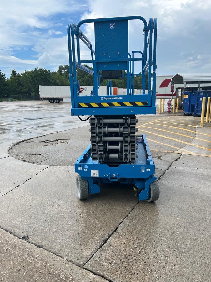2025 GENIE GS-4046 E Drive