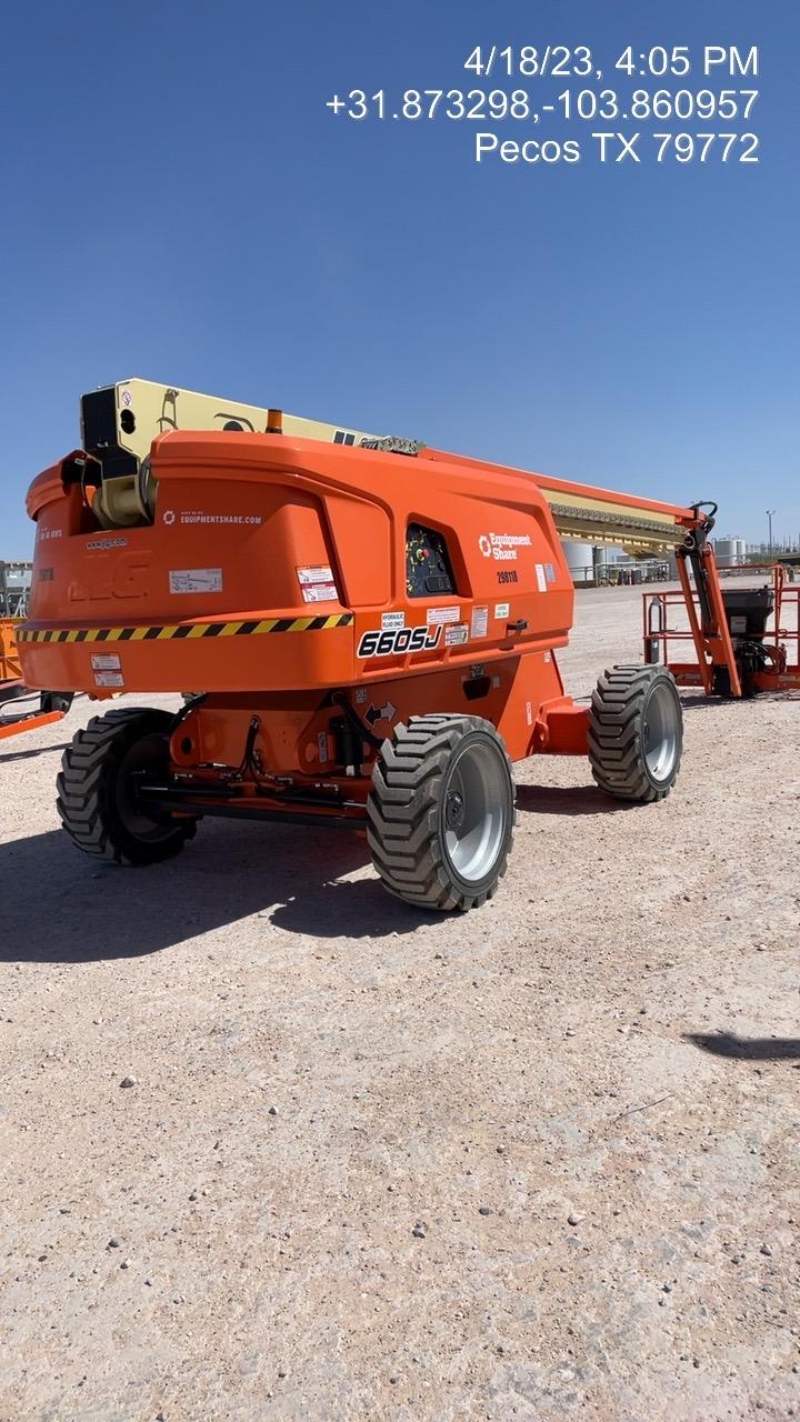 2023 JLG 660SJ
