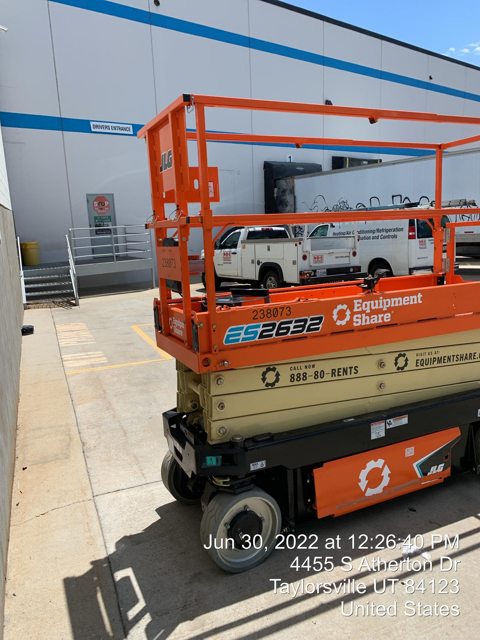 2022 JLG ES2632