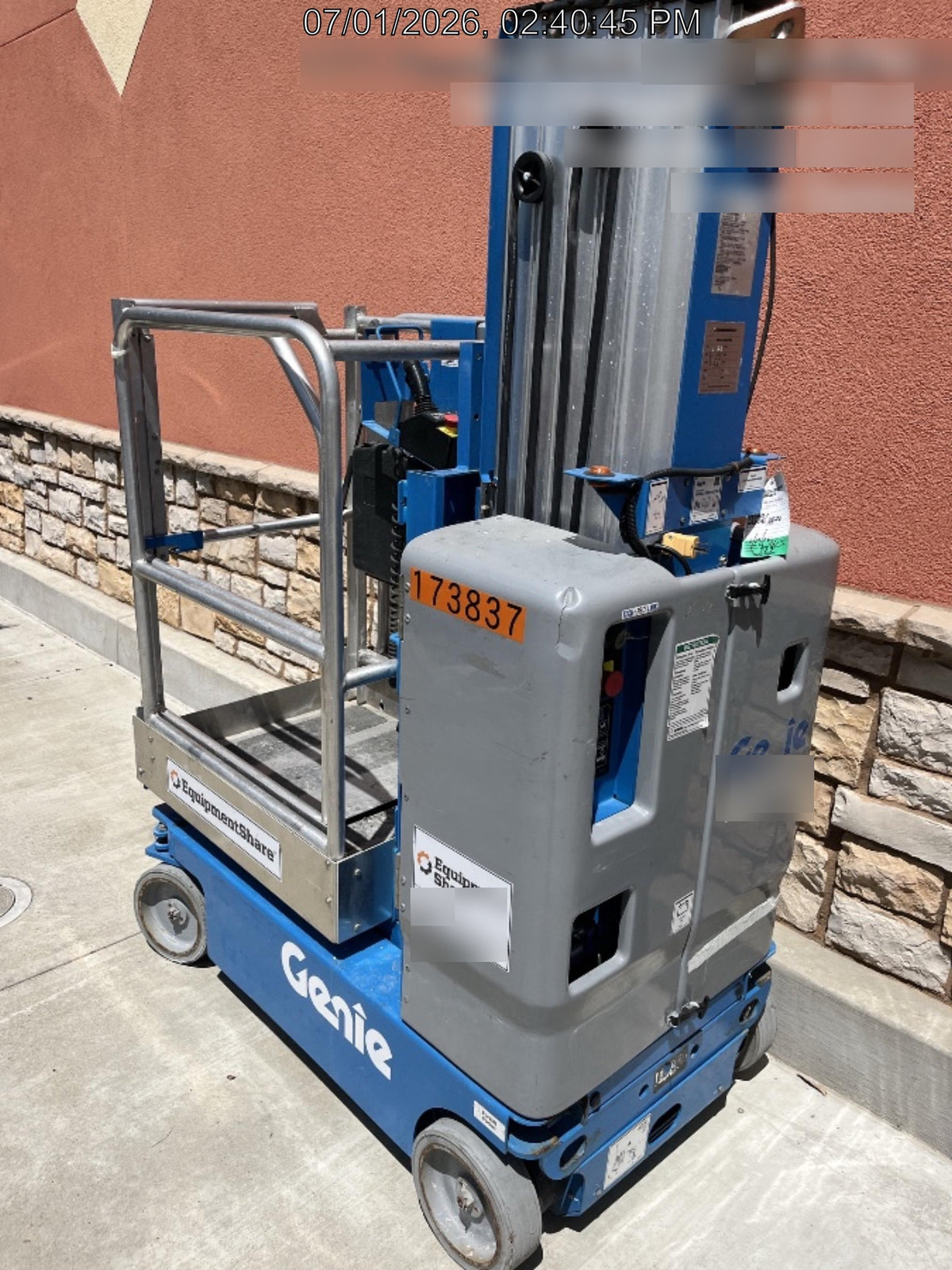 2021 GENIE GR-20