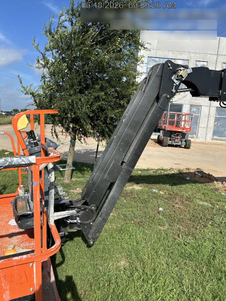 2025 JLG 660SJ