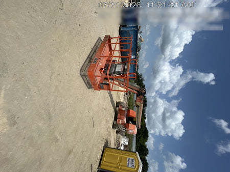 2016 JLG 660SJ