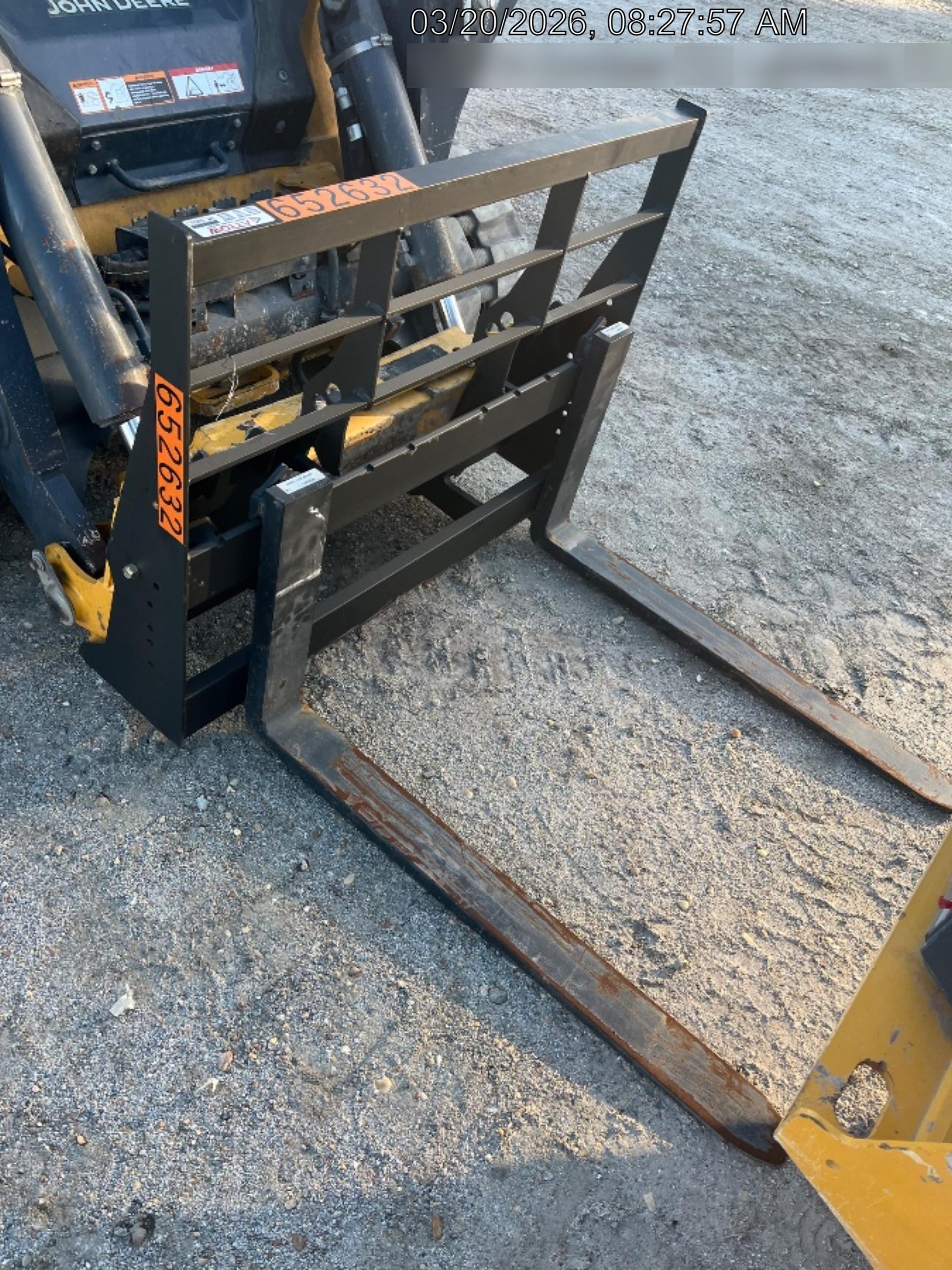 2026 ARROW MATERIAL HANDLING 72" Pallet Forks - Arrow