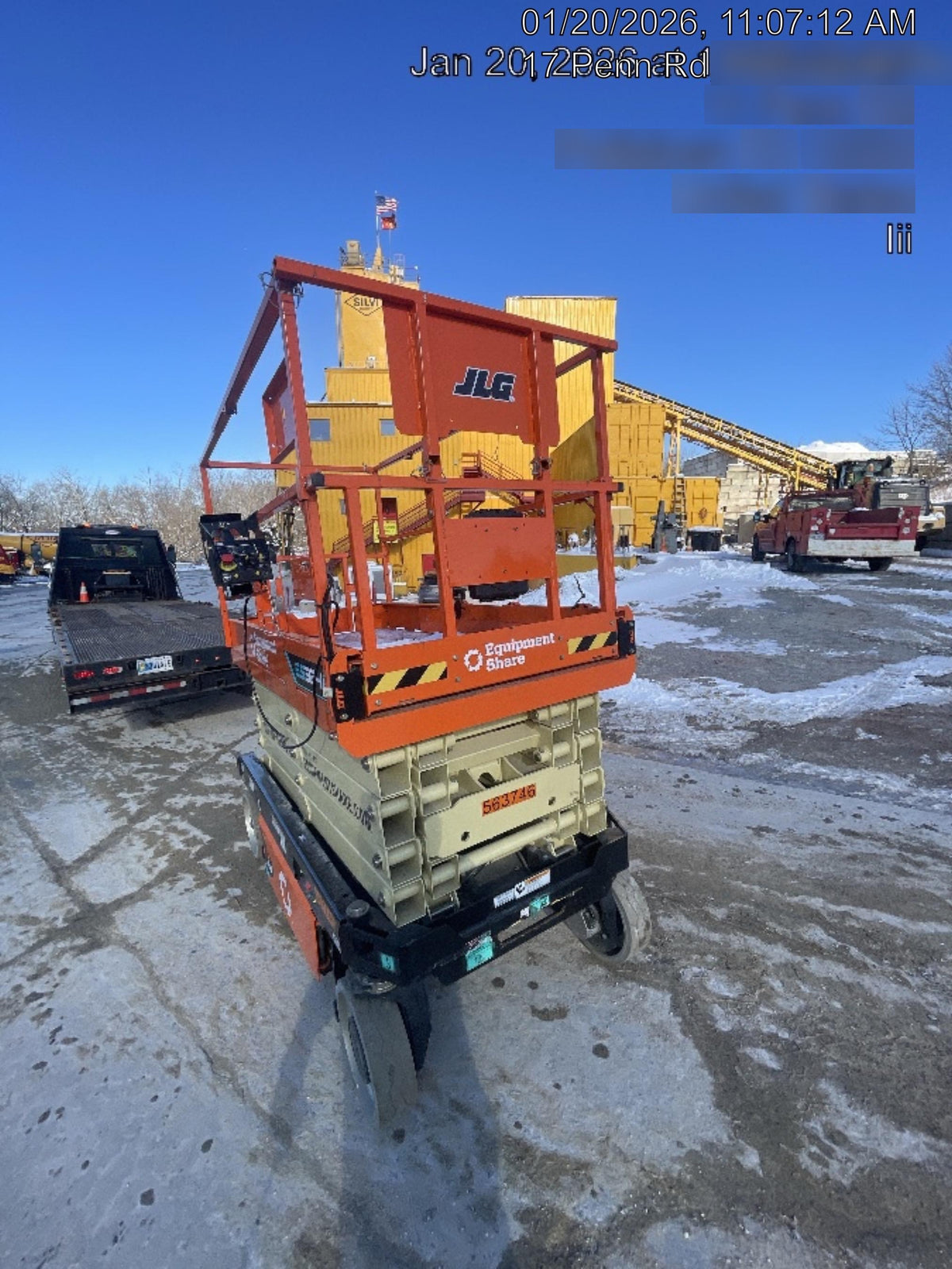 2025 JLG ES3246