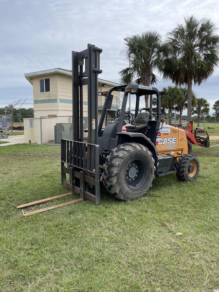 2018 CASE 586H