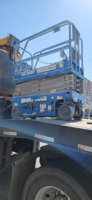 2020 Genie GS-1930 Solid Non Marking Tires, Beacon, Folding rails with half height swing gate