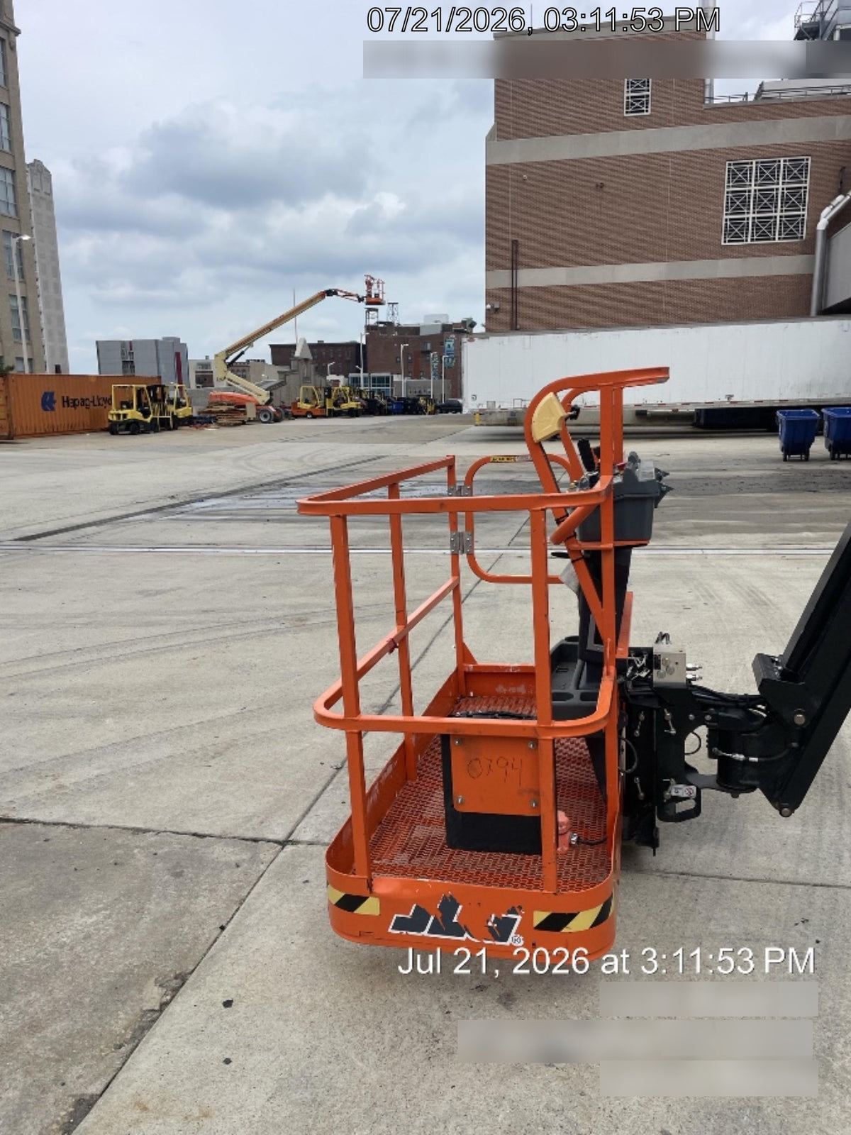 2023 JLG EC600SJ