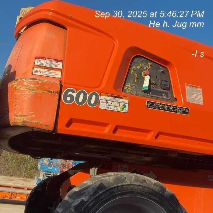 2019 JLG 660SJ