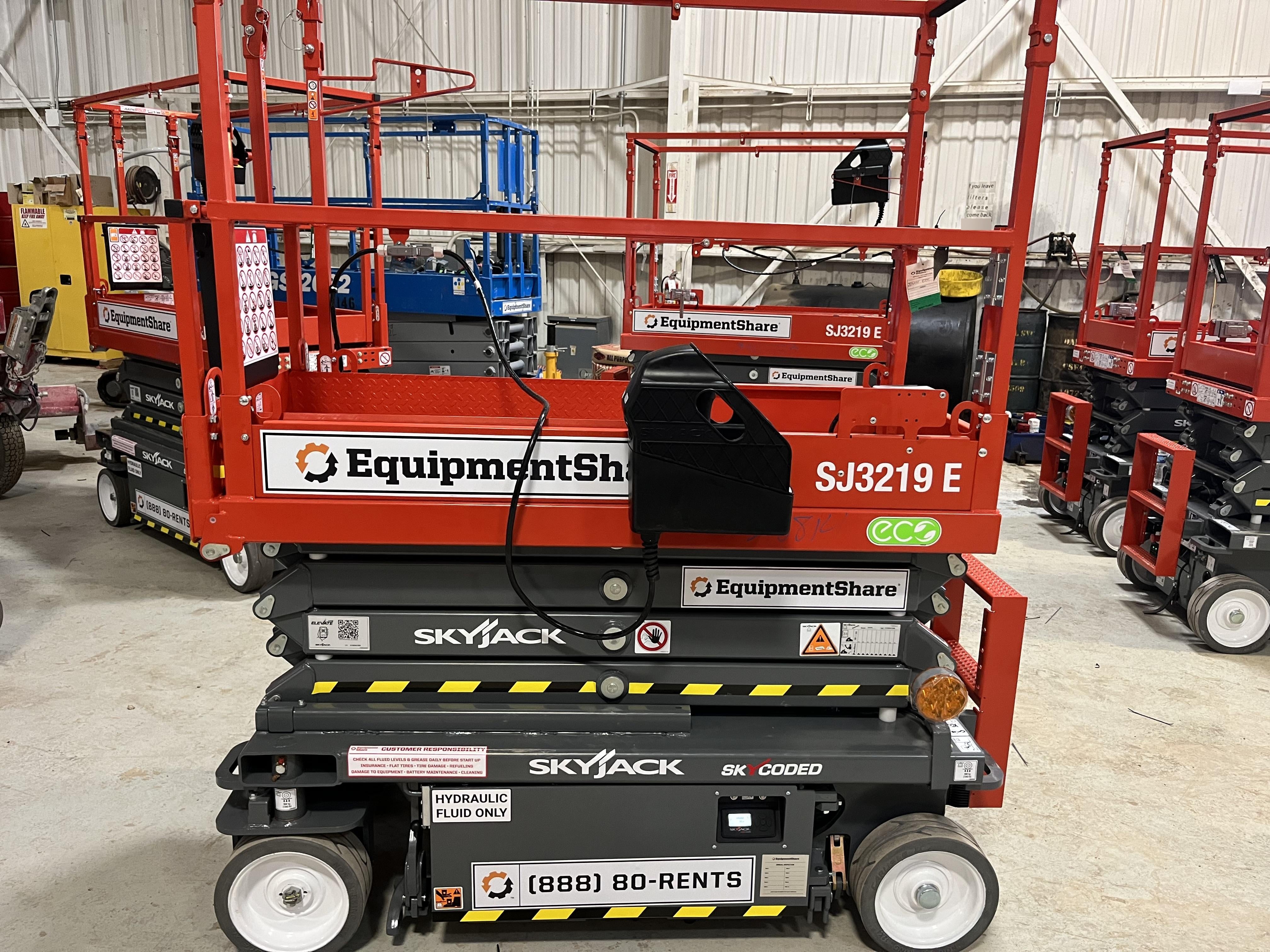 2023 SKYJACK SJ3219
