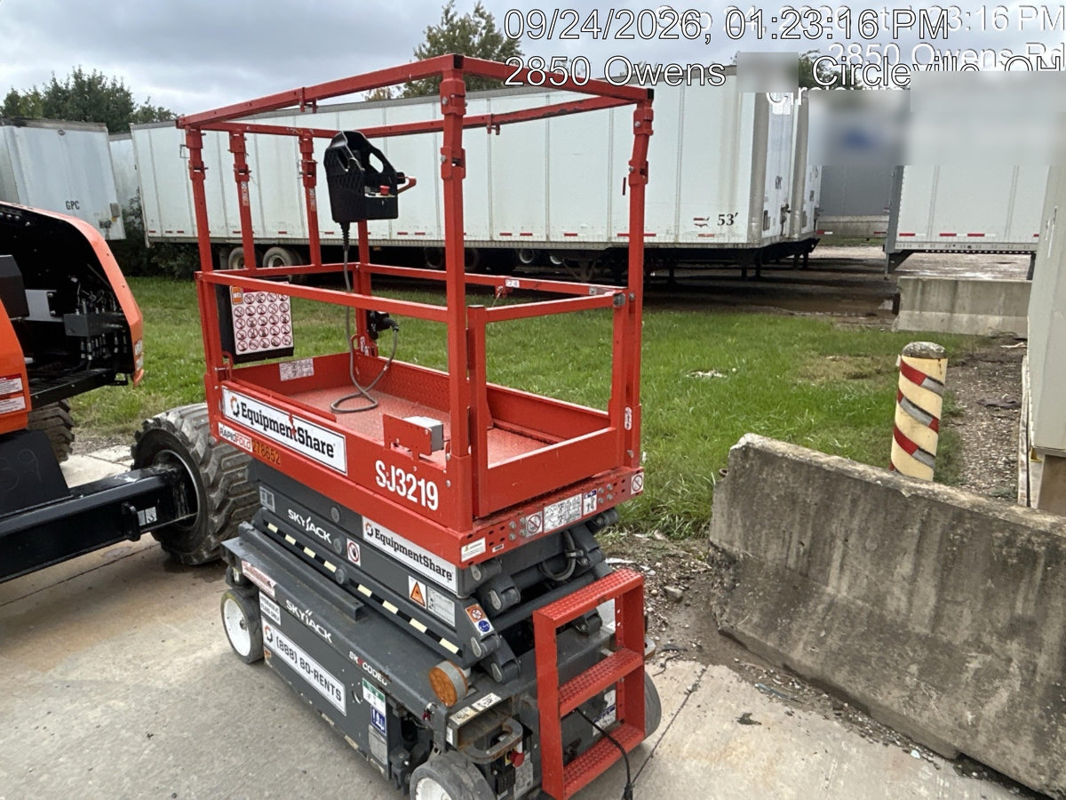 2023 SKYJACK SJ3219