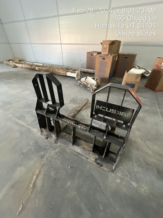 2021 TAKEUCHI 48" Pallet Forks - Takeuchi