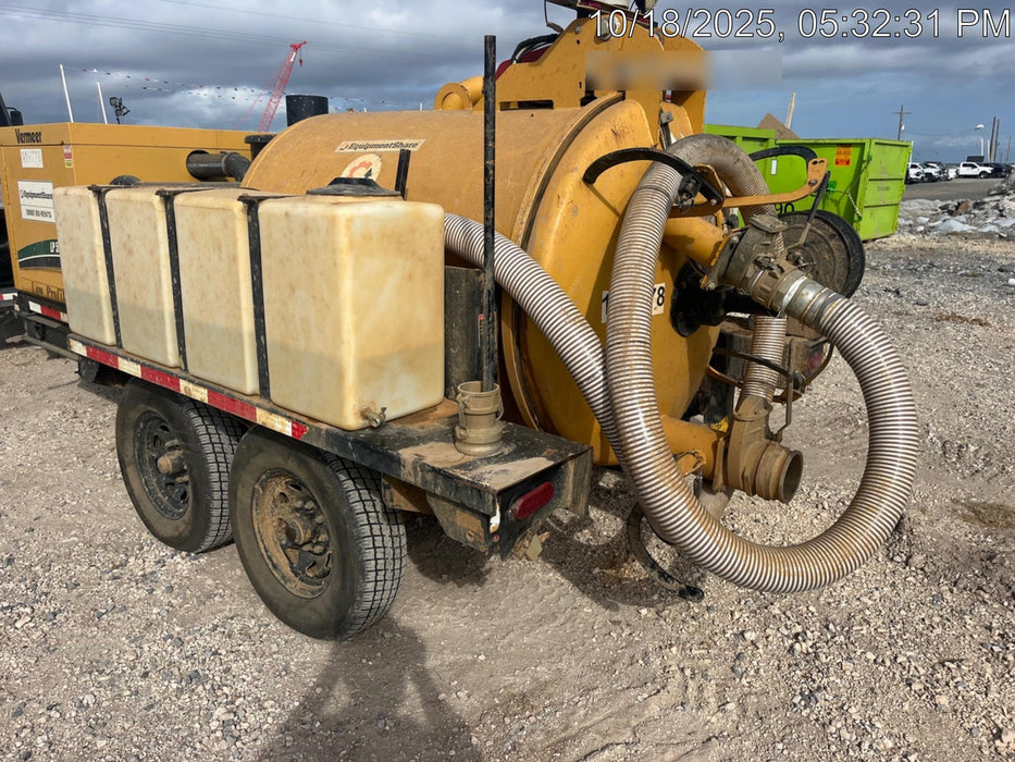 2020 Vac-Tron LP573XDT 24 HP Kohler Diesel Engine (Tier 4 Final), Includes 500 Gallon Debris Tank w/ Hydraulic Tilt, two (2) 100 Gallon Water Tanks, Low Profile Torsion Axles (12,000 GVWR), Manual Jack