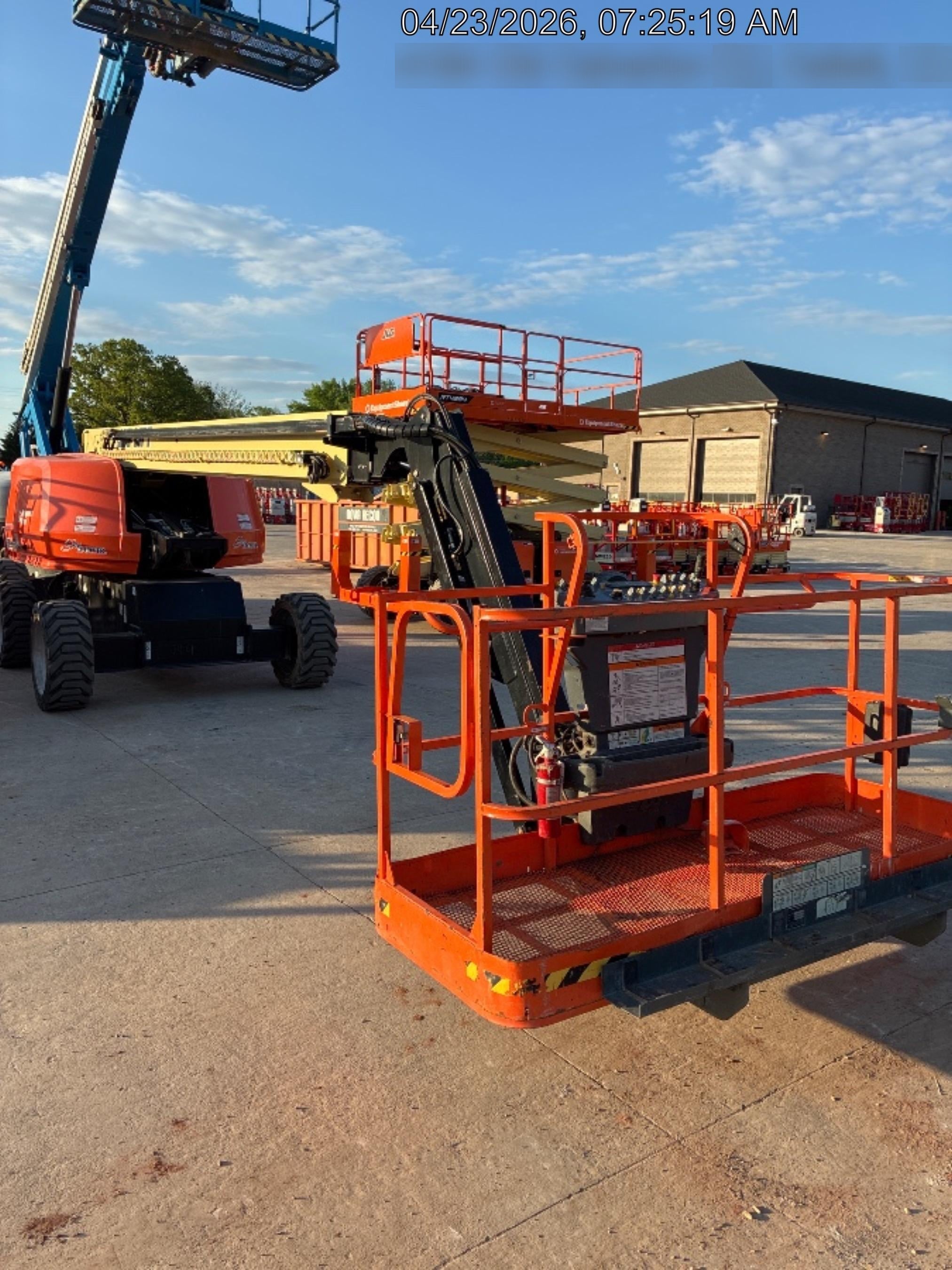 2024 JLG 660SJ