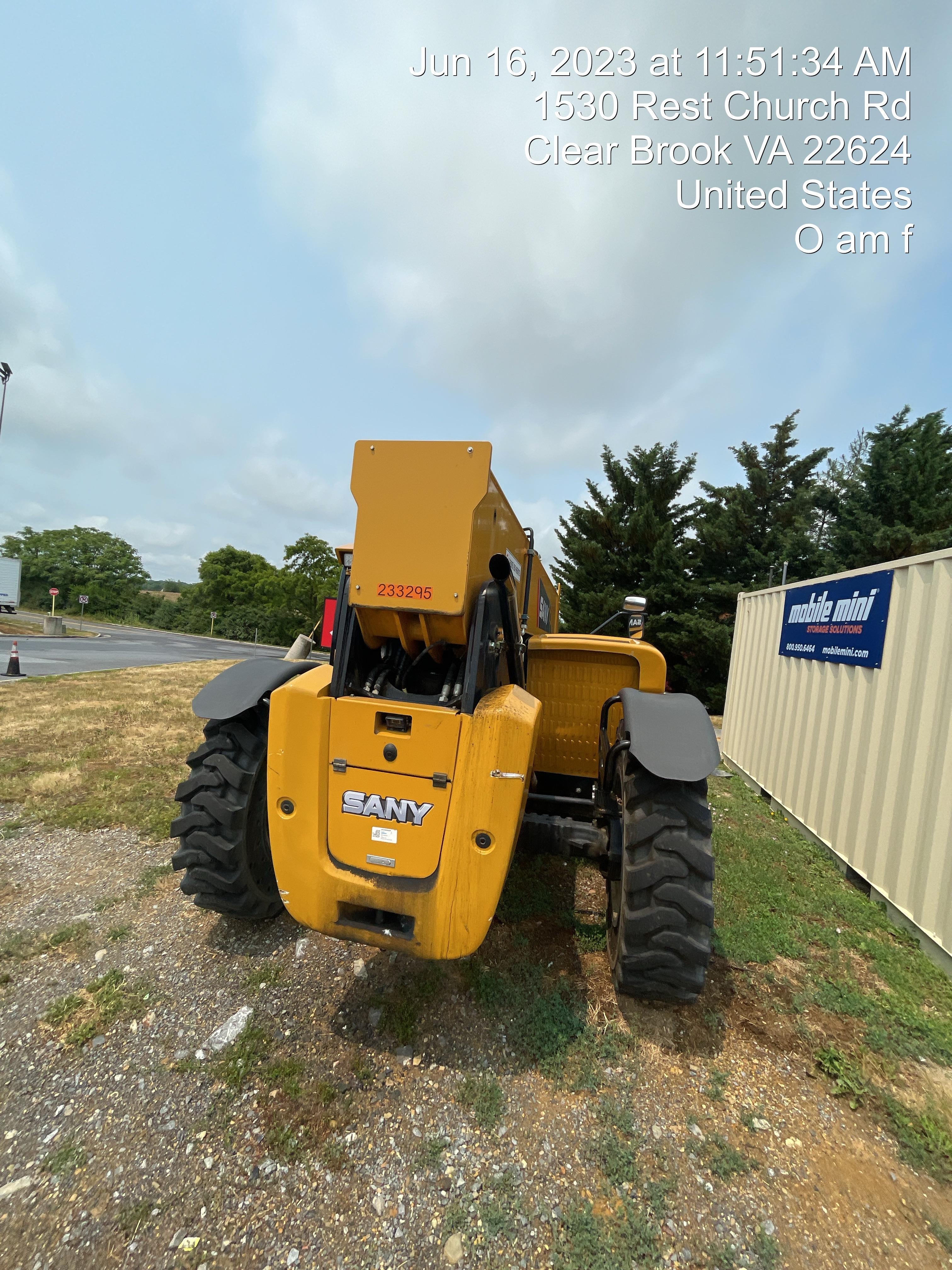 2022 SANY STH1056