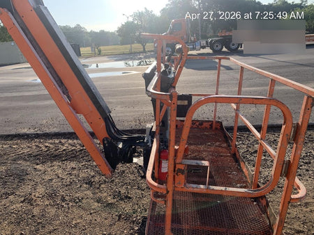 2019 JLG 800AJ