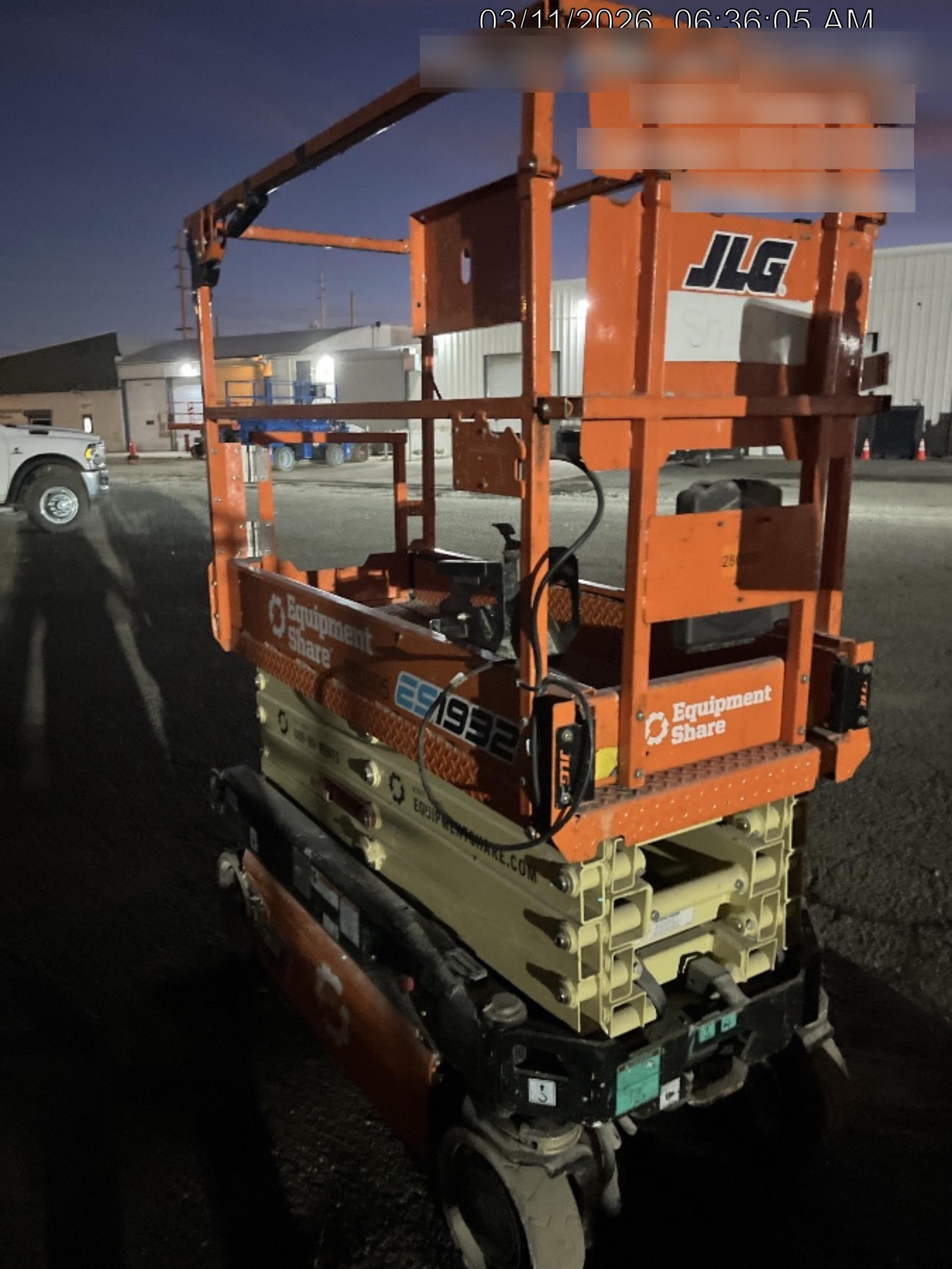 2022 JLG ES1932